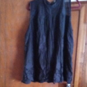 Black Sleeveless Top